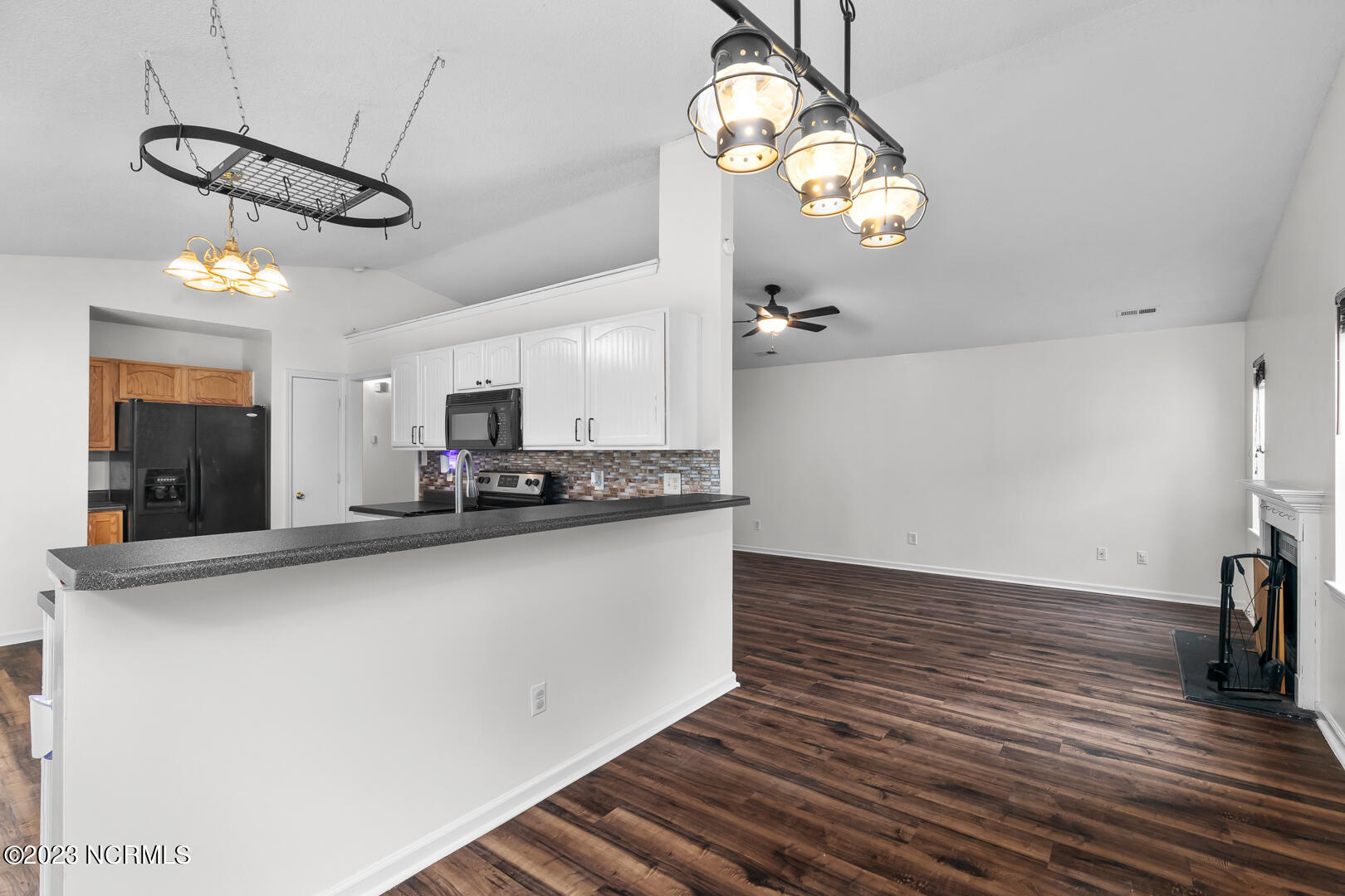 625 Queens Creek Road Hubert, NC 28539 - Photo 11 of 37 12