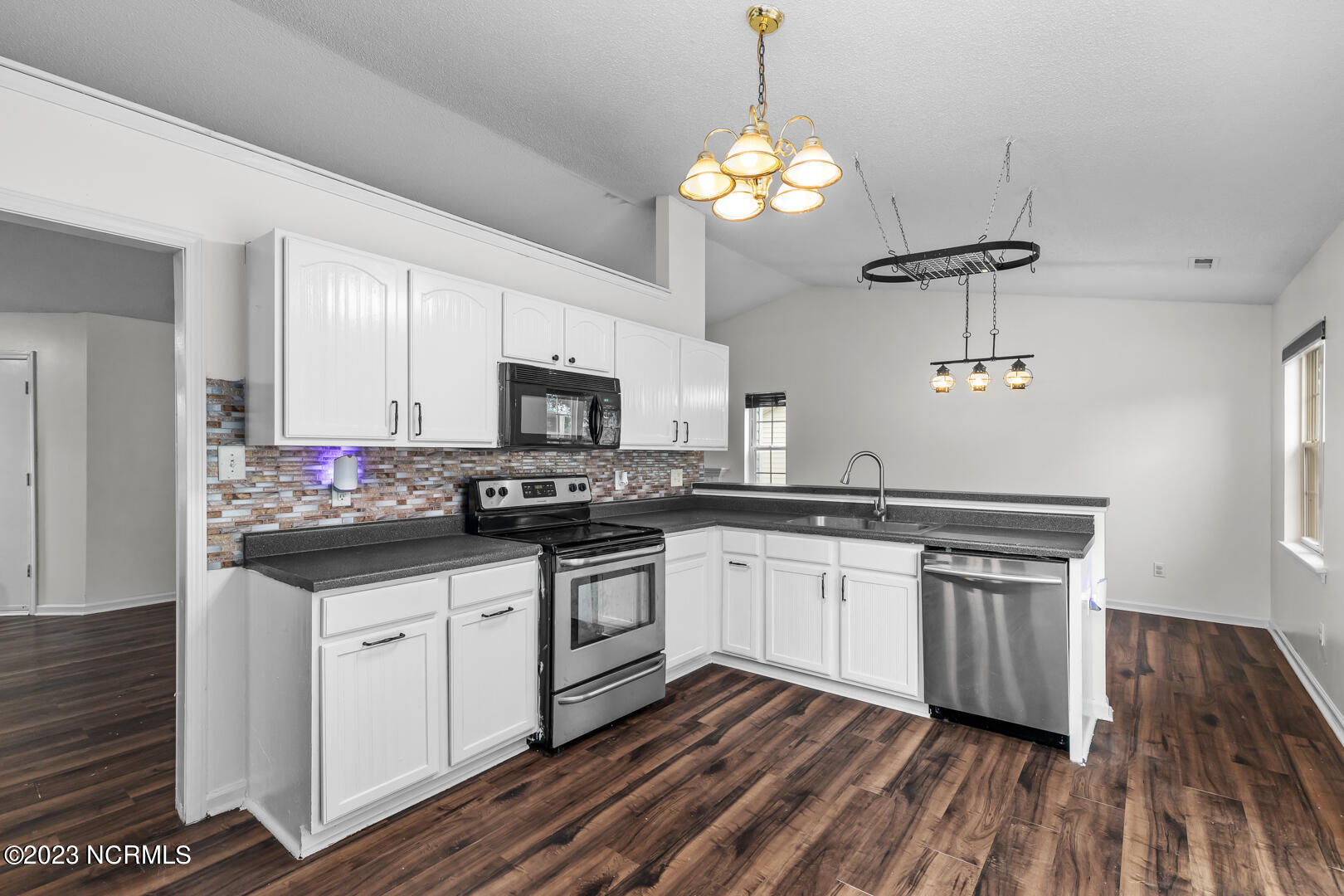 625 Queens Creek Road Hubert, NC 28539 - Photo 13 of 37 14