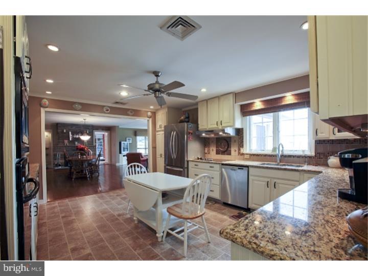 242 Upper Stump Road Chalfont, PA 18914 - Photo 8 of 23 Kitchen