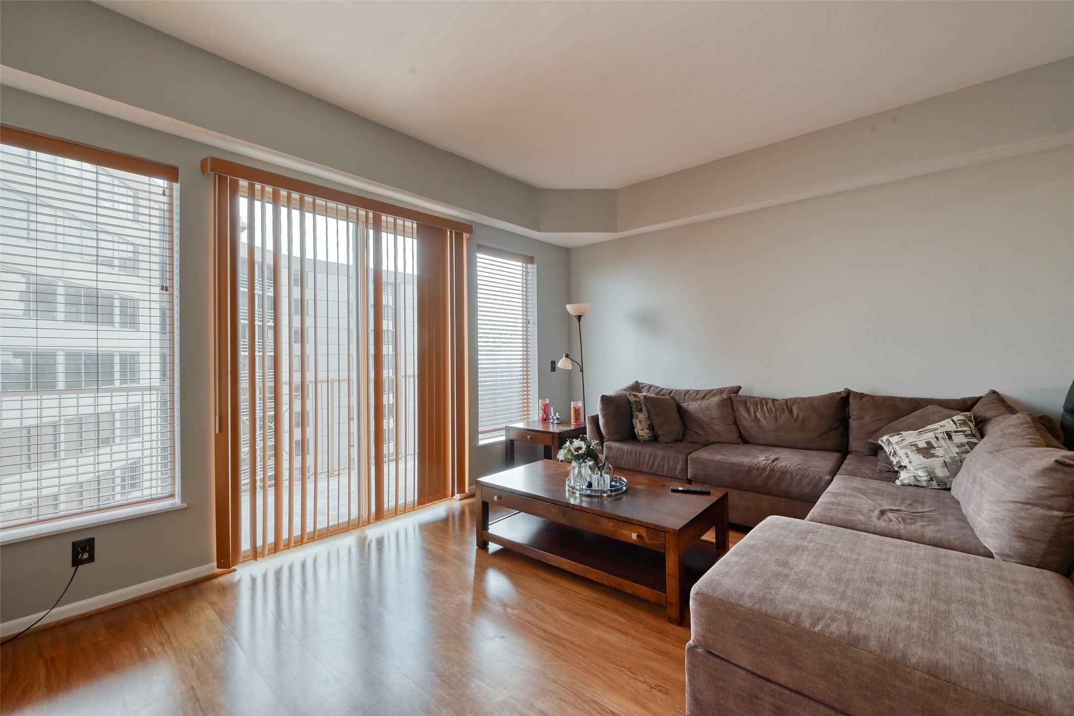 3505 Sage Road, Unit 1206 Houston, TX 77056 - Photo 22 of 50 a living room with furniture and a large window