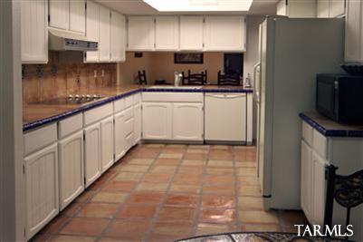 5840 North Pontatoc Road Tucson, AZ 85718 - Photo 7 of 17 Gallery Image 7