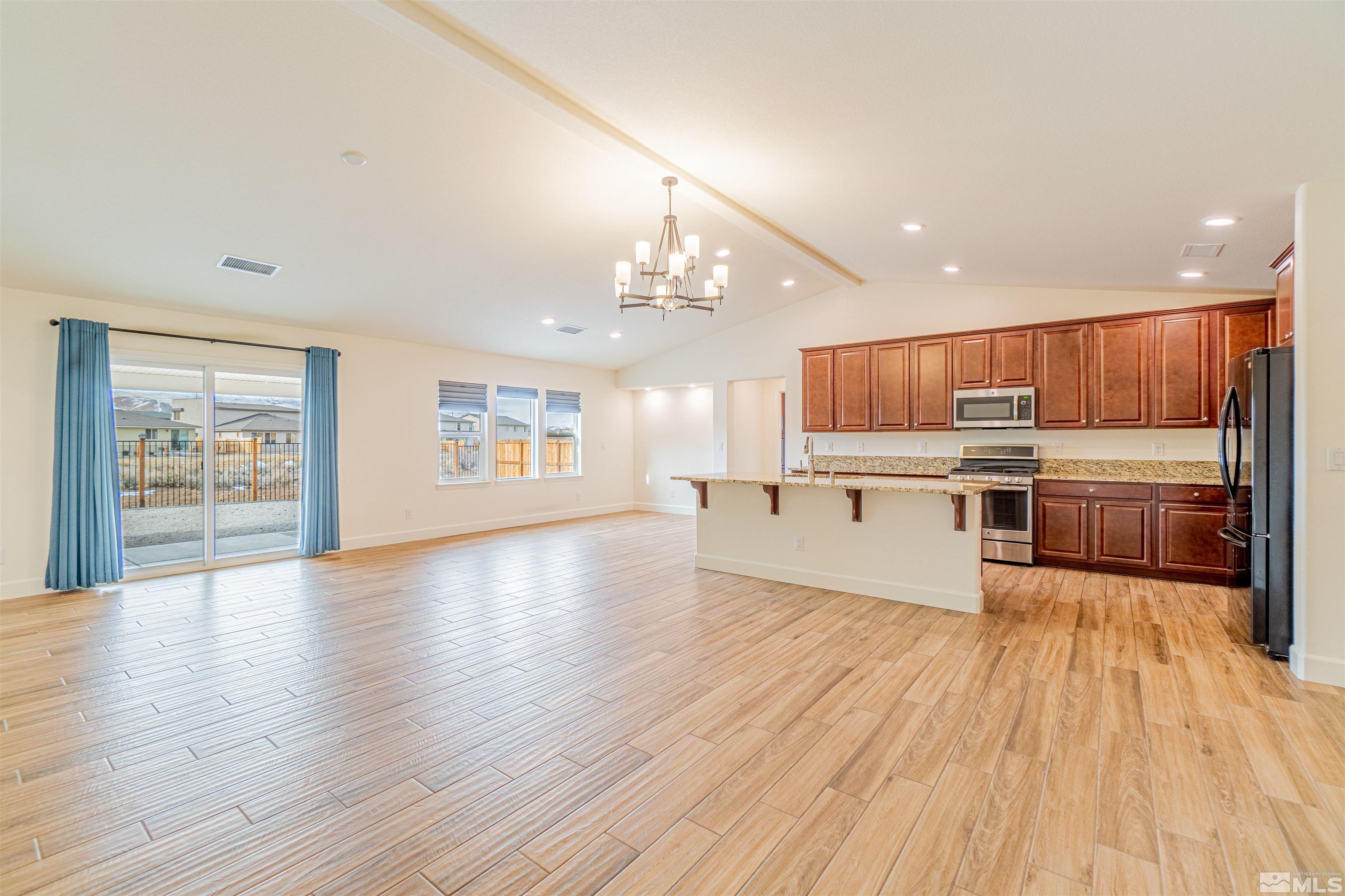 7327 Rutherford Drive Reno, NV 89506 - Photo 7 of 27 Photo 7