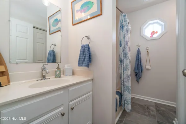 $989,000 | 330 Cape Lookout Loop, Emerald Isle, NC 28594