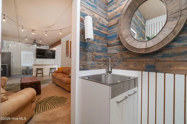 $989,000 | 330 Cape Lookout Loop, Emerald Isle, NC 28594