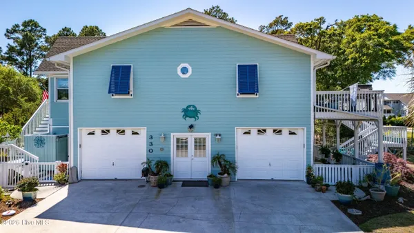 $989,000 | 330 Cape Lookout Loop, Emerald Isle, NC 28594