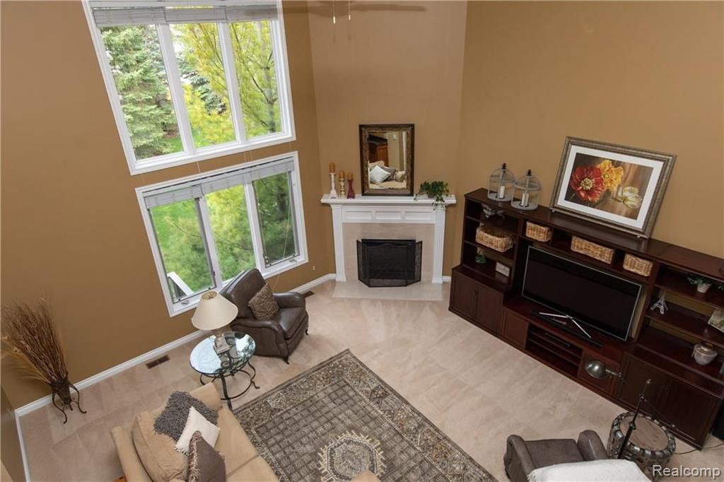 1056 Autumnview Drive Rochester, MI 48307 - Photo 16 of 44