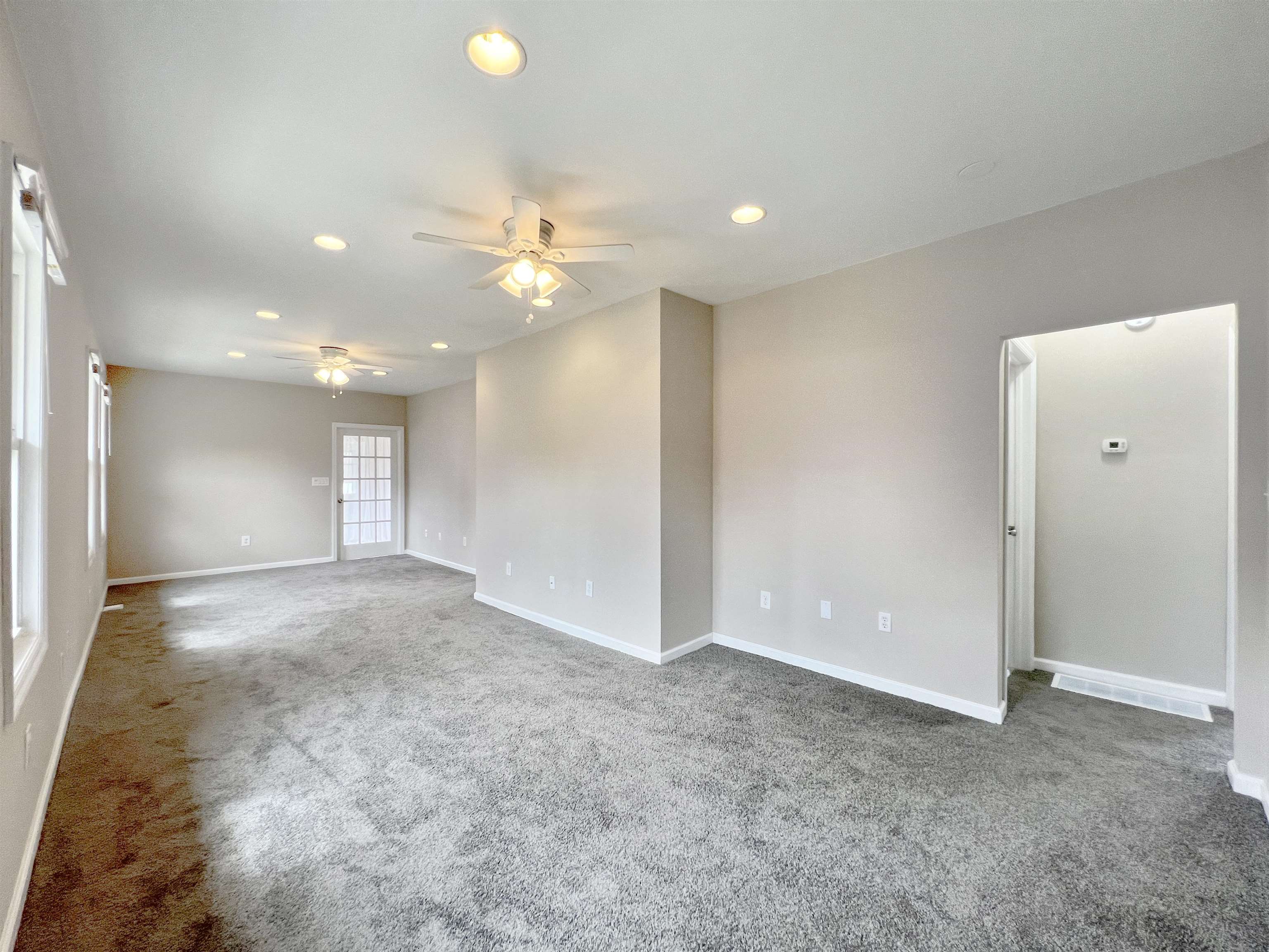 2117 Highway 50 Tuckahoe, NJ 08270 - Photo 5 of 23 a view of a livingroom with a kitchen