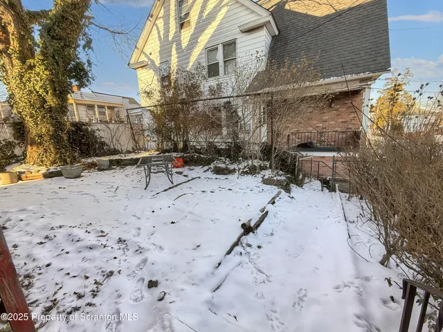 a view of outdoor space yard and patio