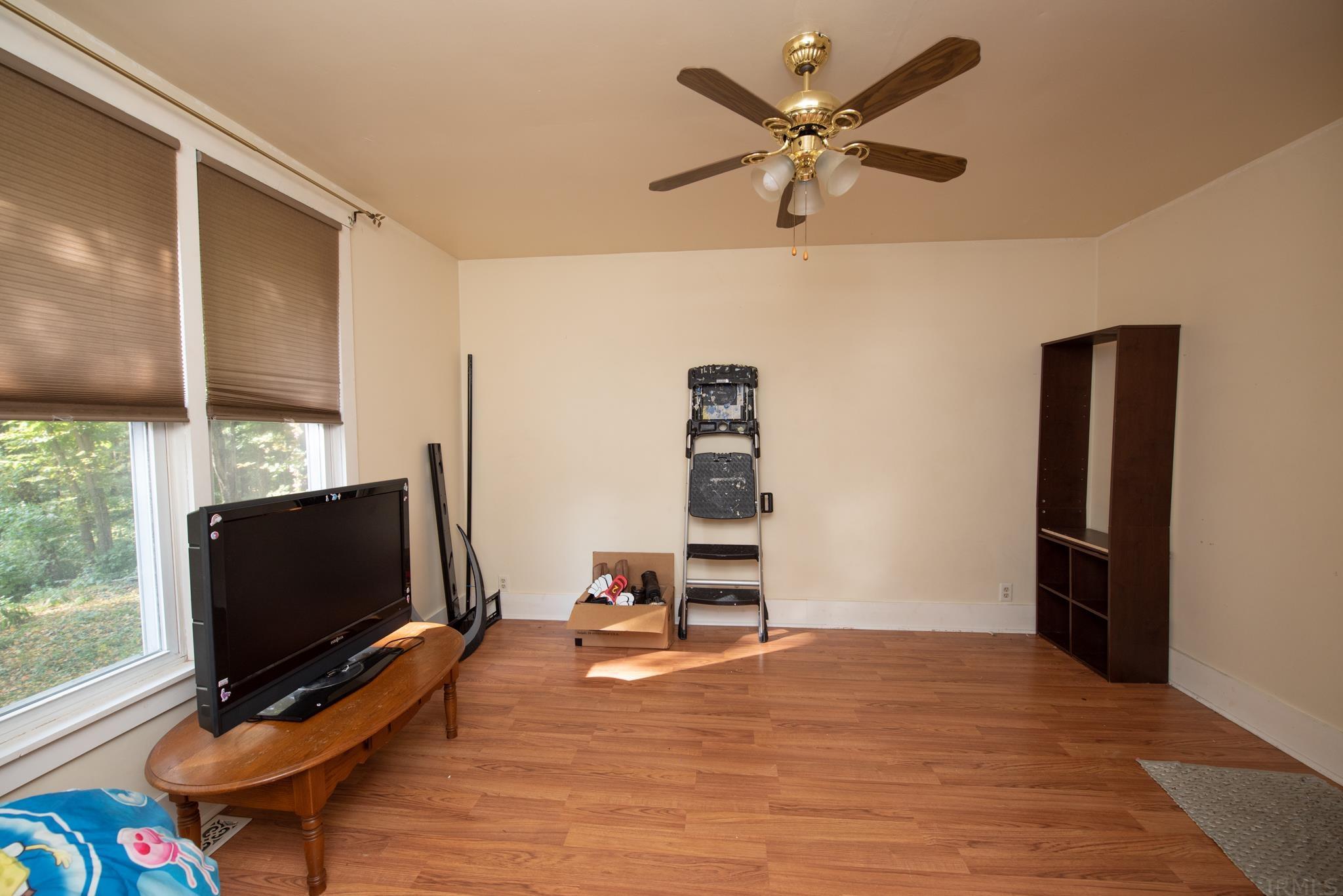 1228 Old Camden Road Delphi, IN 46923 - Photo 19 of 29 Gallery Image 19