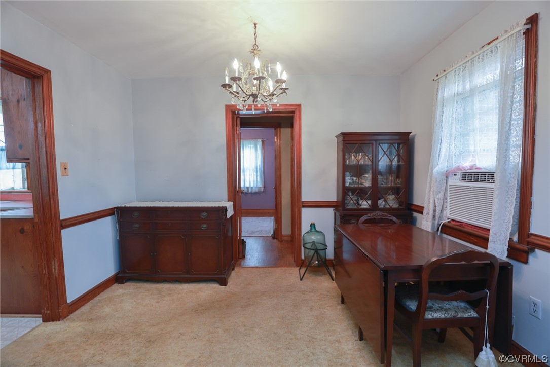 7124 Hopkins Road North Chesterfield, VA 23237 - Photo 8 of 34 a workspace with furniture and window
