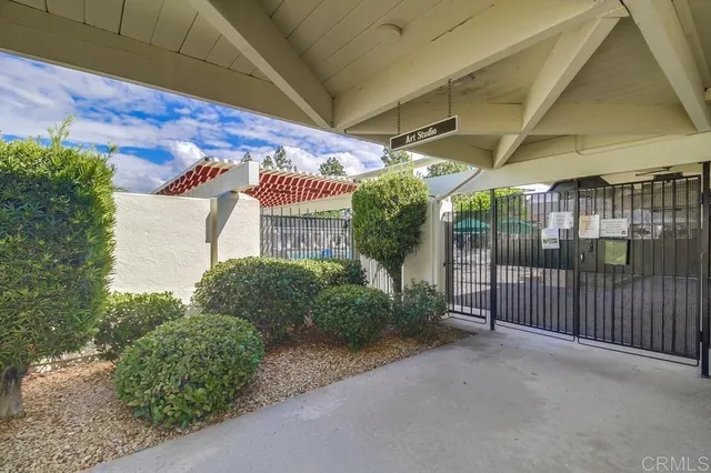 $1,225,000 | 12580 Oaks N Drive, San Diego, CA 92128