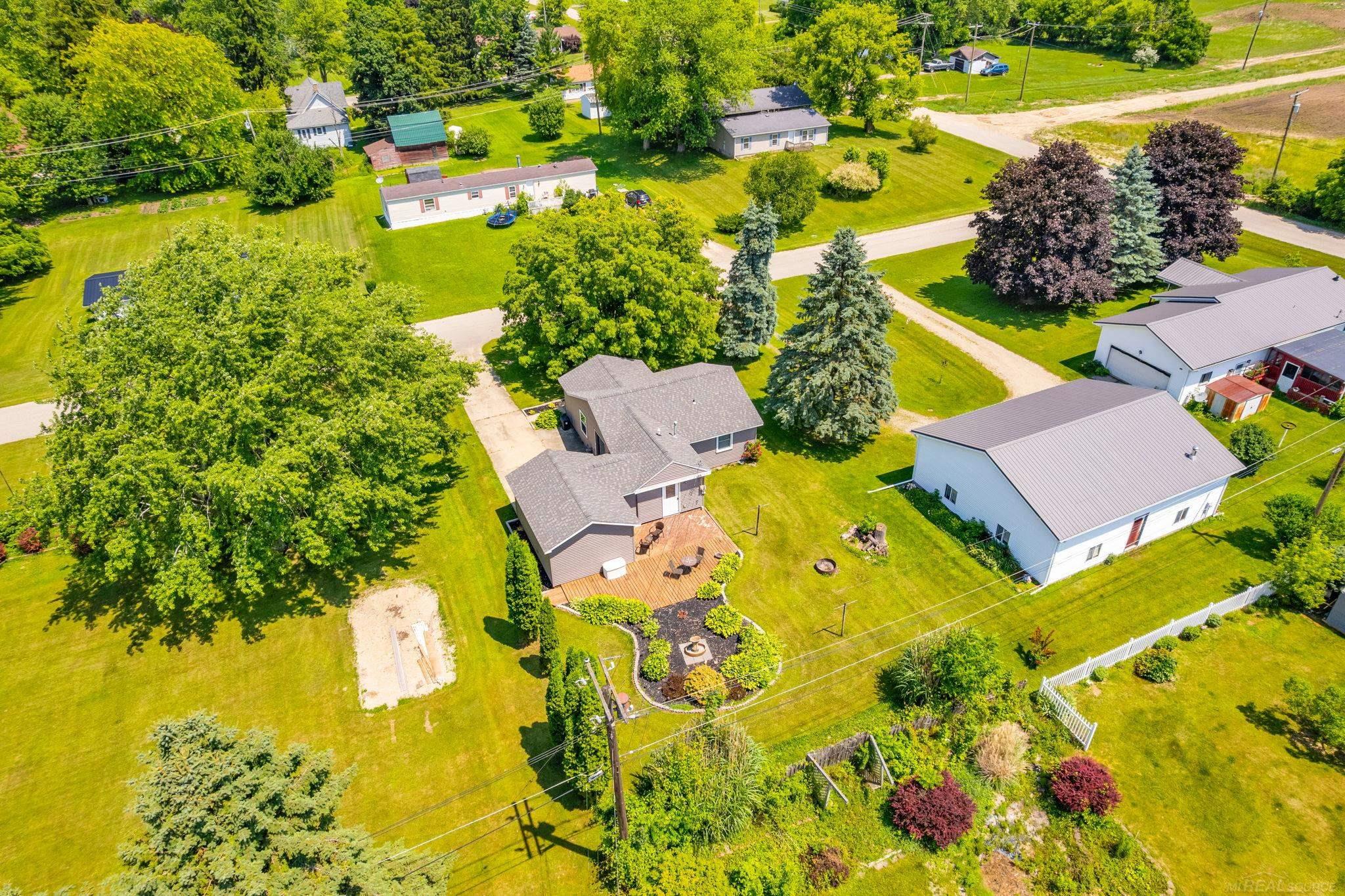 4042 State Street Carsonville, MI 48419 - Photo 14 of 35
