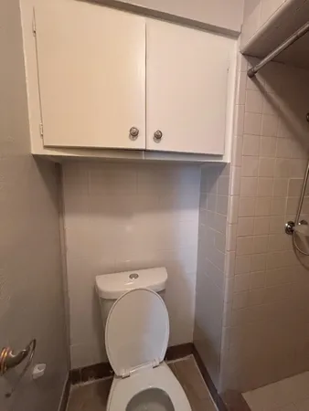 $1,500 | 2710 Briarhurst Drive, Unit 5, Houston, TX 77057