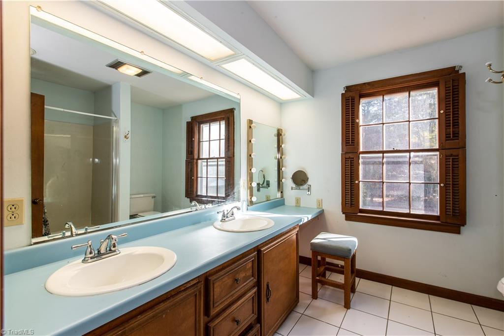 460 Carl Pressley Road Lexington, NC 27295 - Photo 20 of 30 Gallery Image 20