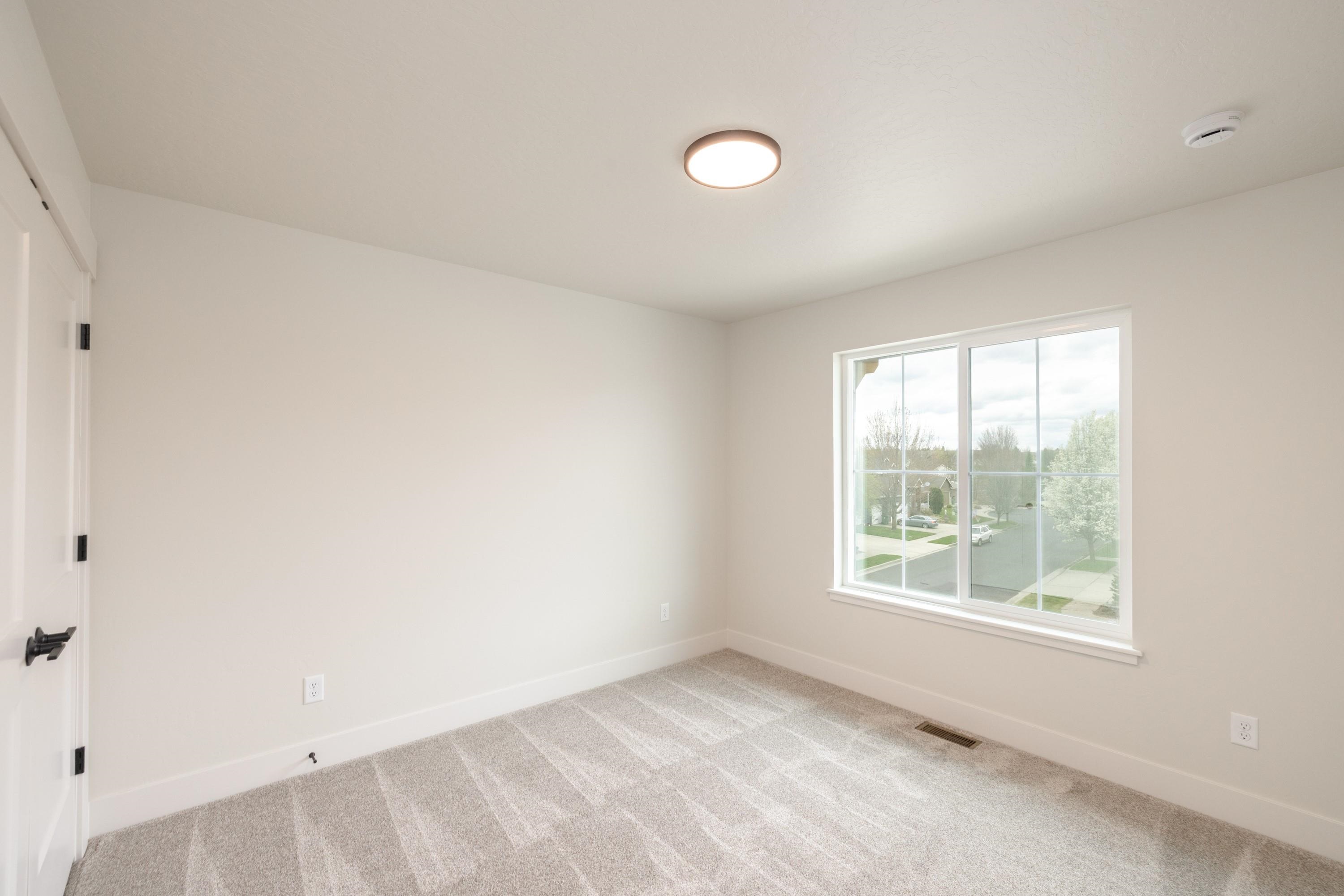 2205 West Cascade Way Spokane, WA 99208 - Photo 28 of 31 Gallery Image 28