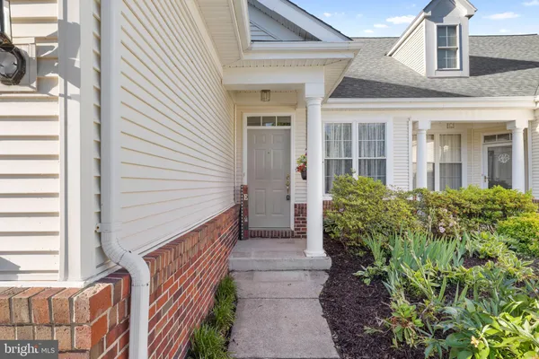 $565,000 | 13703 Currant Loop, Gainesville, VA 20155