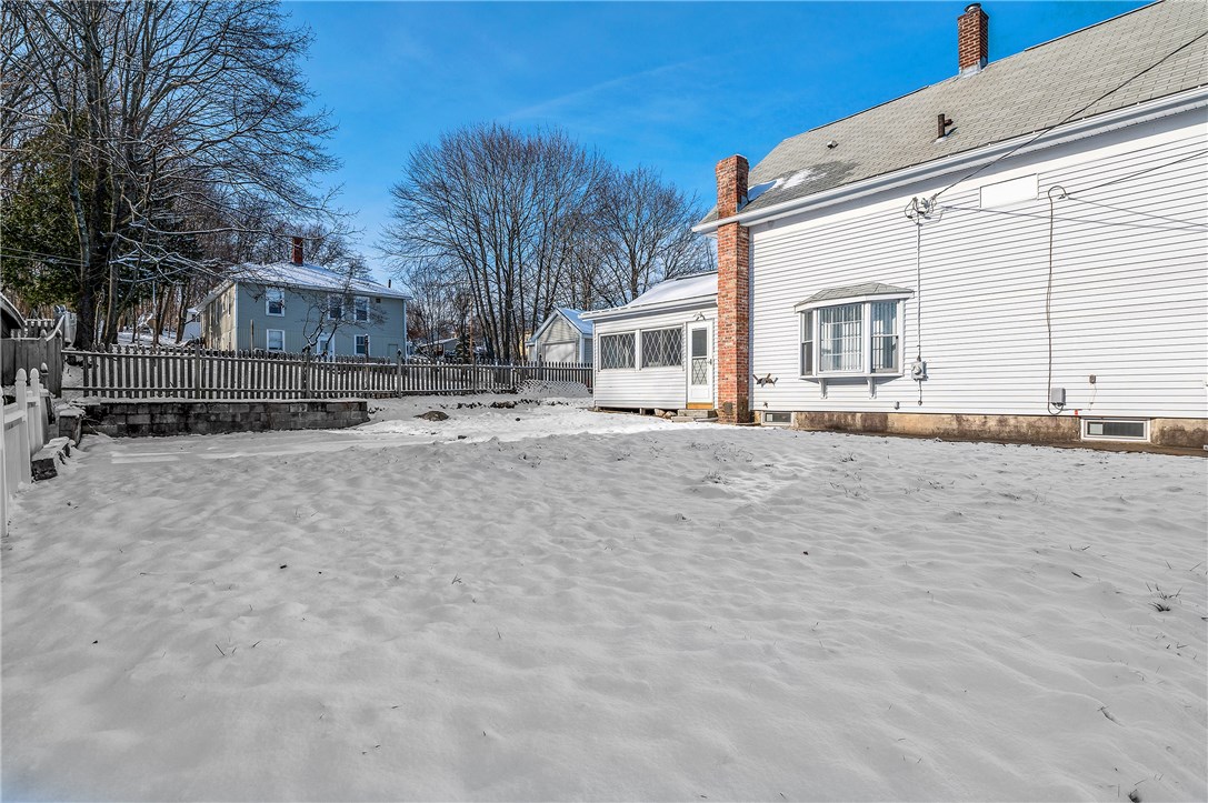 598 3rd Avenue Woonsocket, RI 02895 - Photo 5 of 28