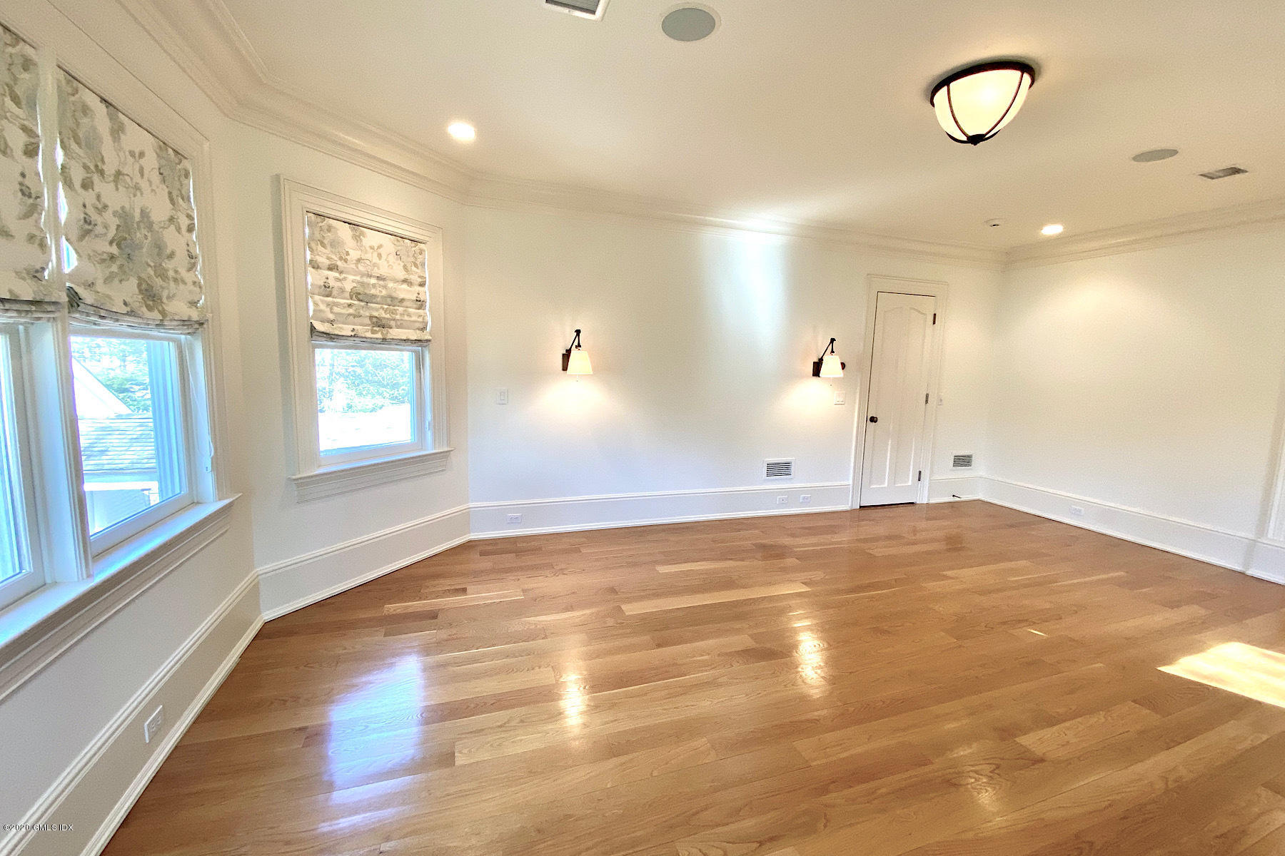 17 Hendrie Avenue Riverside, CT 06878 - Photo 13 of 20 Master 2