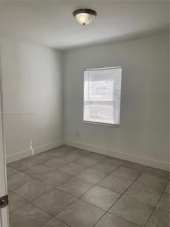 $2,600 | 317 East 8th Street, Unit 1, Hialeah, FL 33010