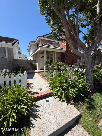 $4,400 | 18 Seawind, Irvine, CA 92614