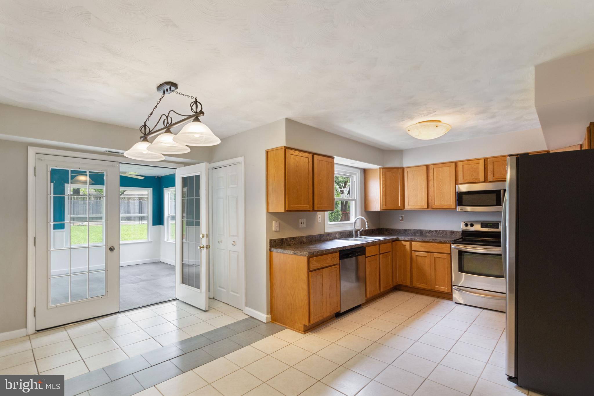 8718 Oxwell Lane Laurel, MD 20708 - Photo 12 of 50 Breakfast Room
