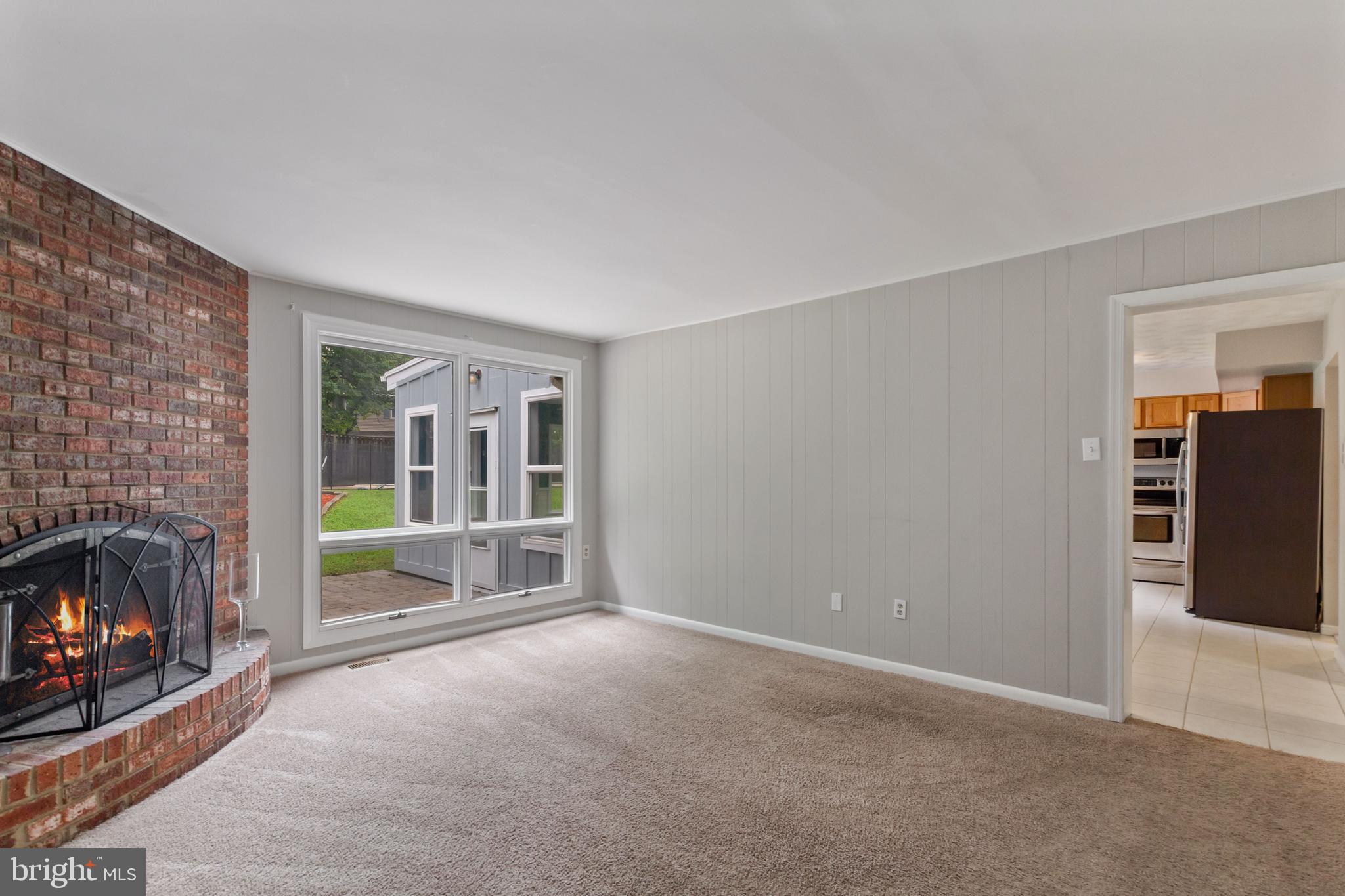 8718 Oxwell Lane Laurel, MD 20708 - Photo 20 of 50 Family Room
