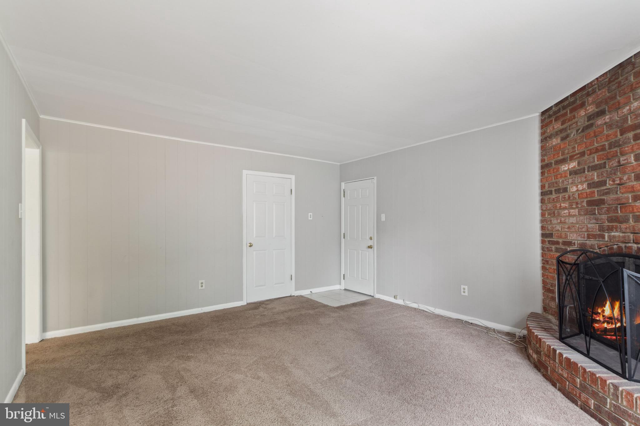 8718 Oxwell Lane Laurel, MD 20708 - Photo 21 of 50 Family Room