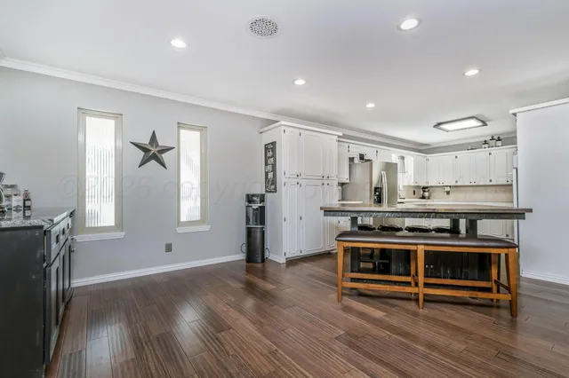 $385,000 | 801 Arrah, Friona, TX 79035