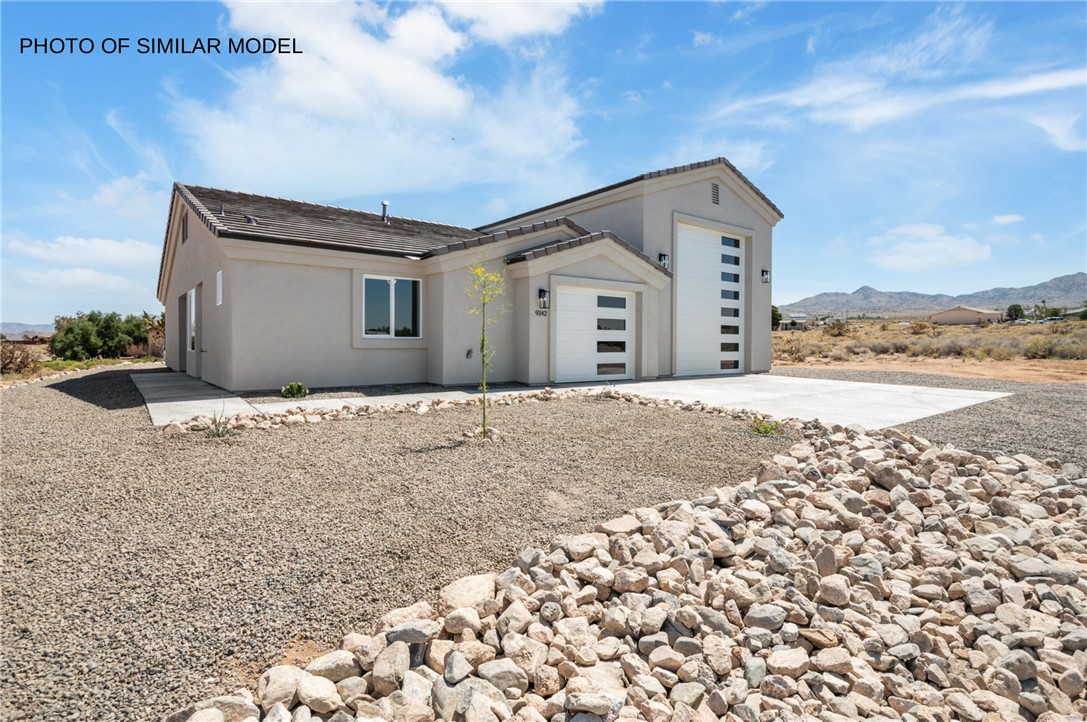 3439 Hope Road Golden Valley, AZ 86413 - Photo 19 of 24 Front of Structure