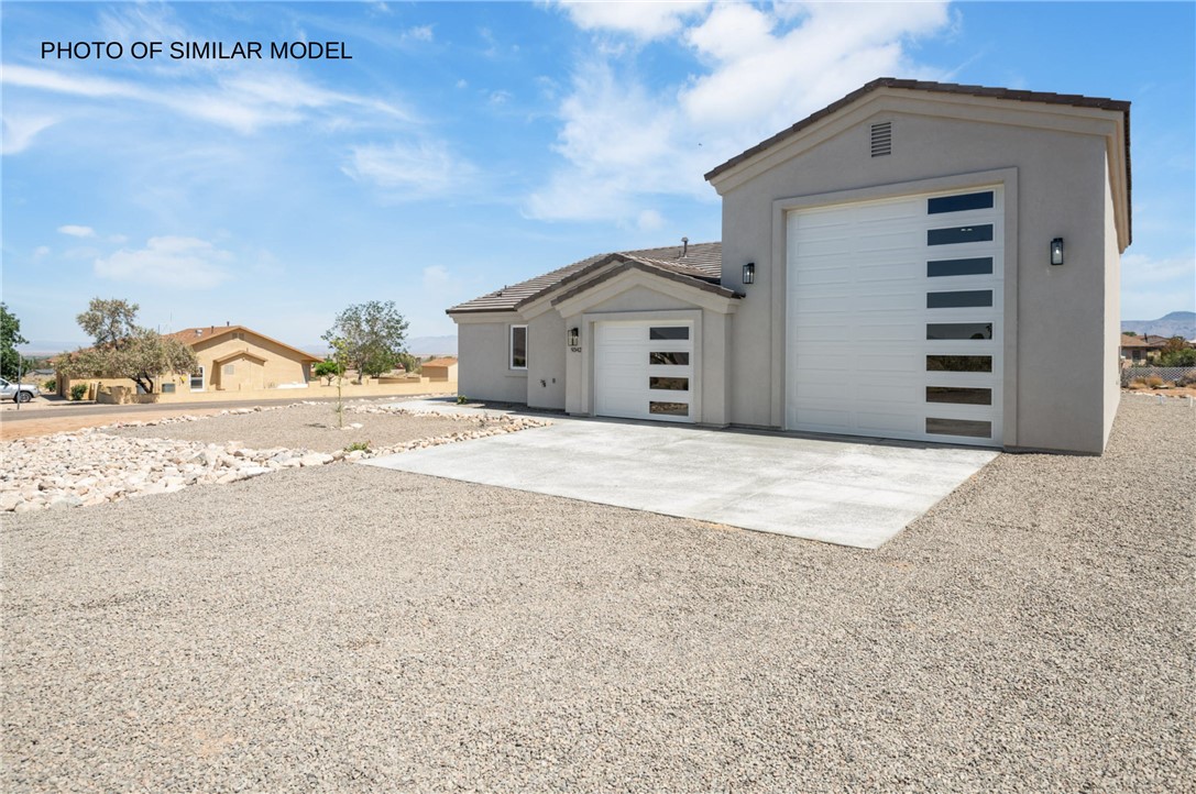3439 Hope Road Golden Valley, AZ 86413 - Photo 7 of 24 Front of Structure