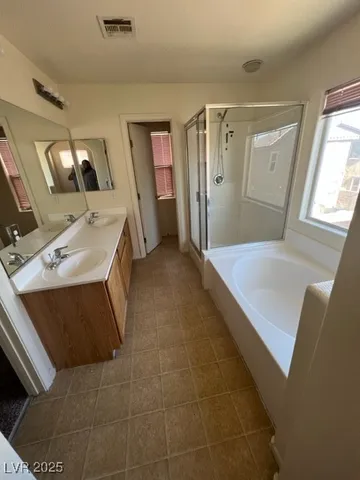 $1,800 | 4537 Hearts Desire Avenue, Las Vegas, NV 89115