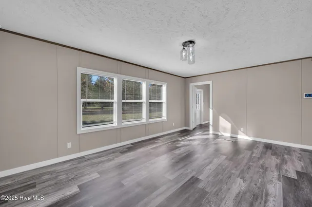 $339,000 | 424 Turkey Creek Road, Rocky Point, NC 28457