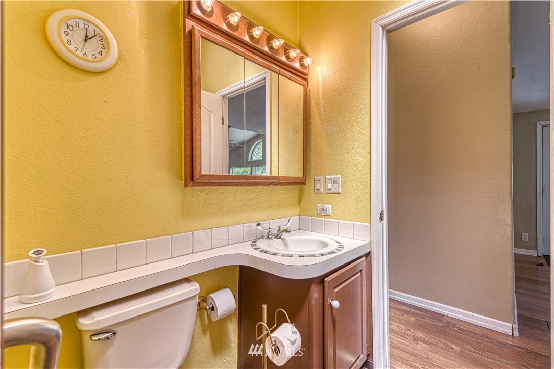 132 Southeast Spruce Road Port Orchard, WA 98367 - Photo 20 of 40 Gallery Image 20