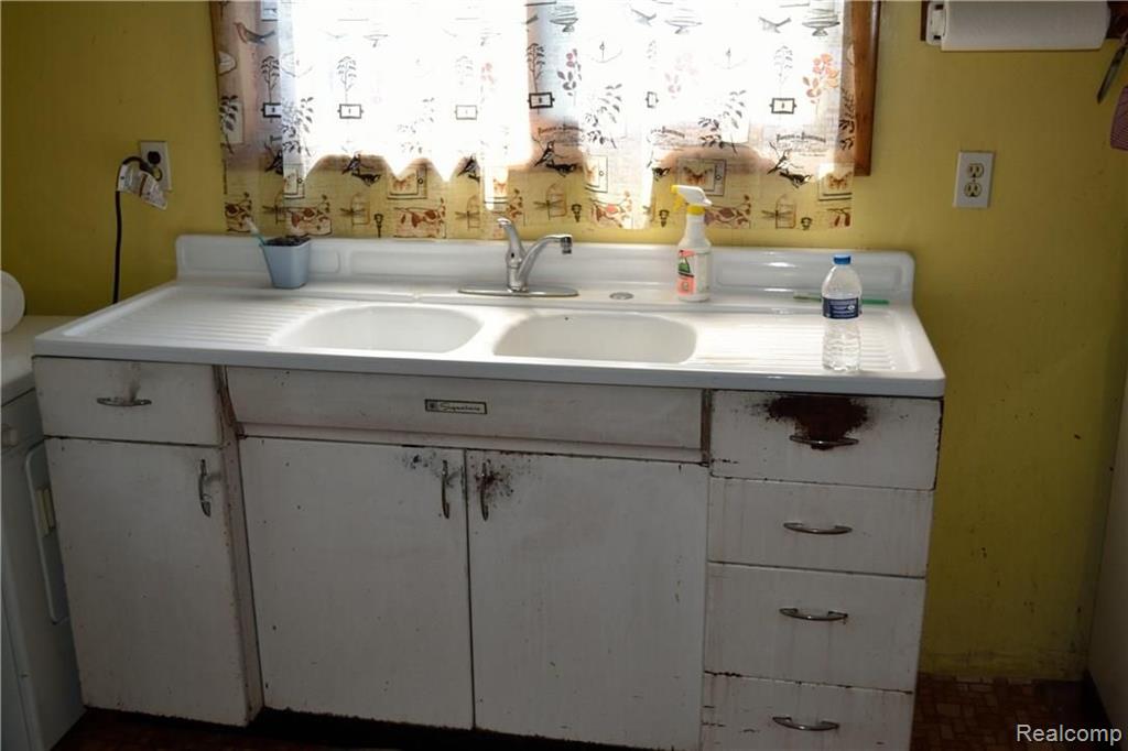 10280 Wayne Road Romulus, MI 48174 - Photo 10 of 33