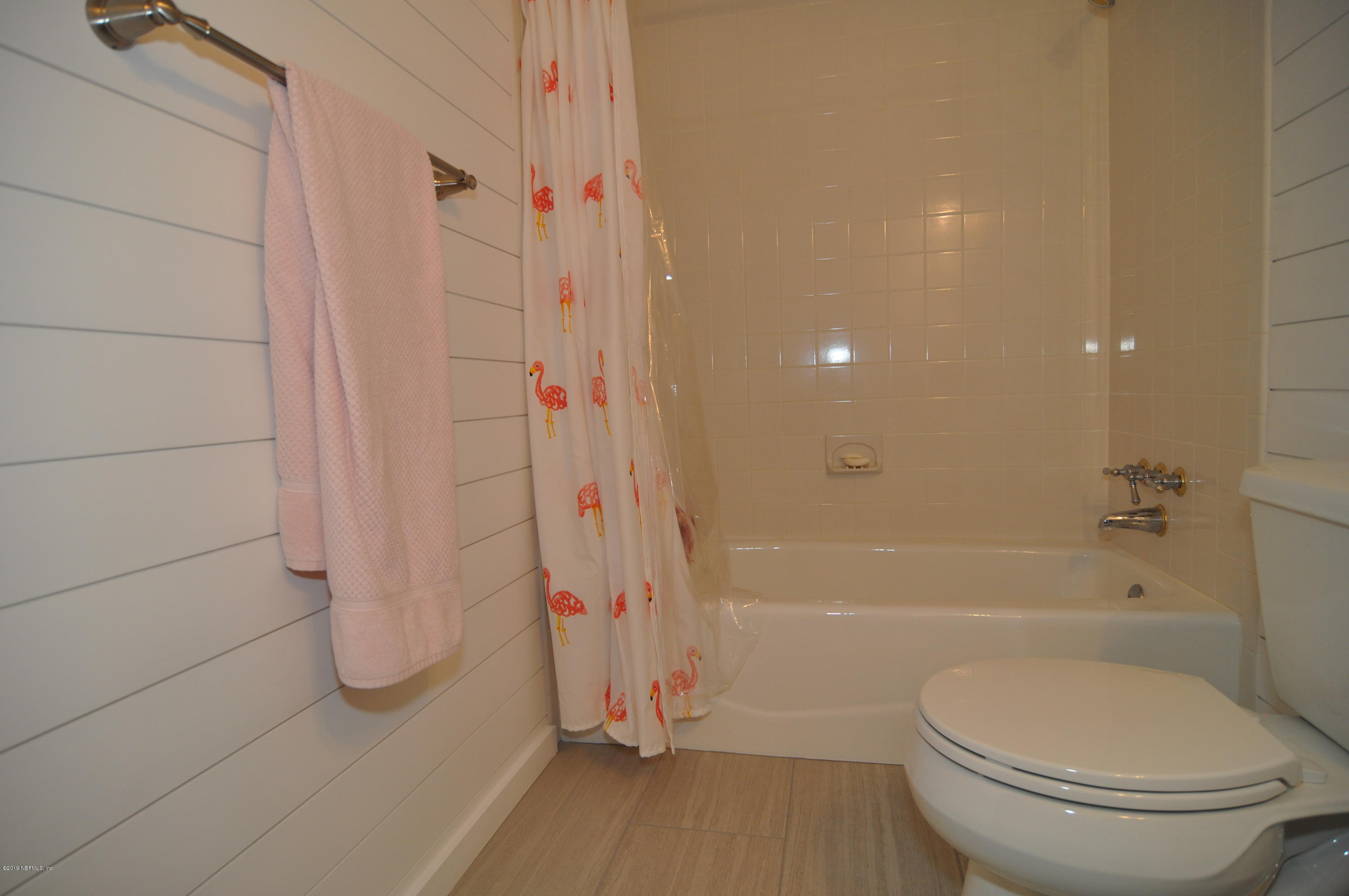348 Jasmine Road St. Augustine, FL 32086 - Photo 8 of 15 a bathroom with a toilet and a shower