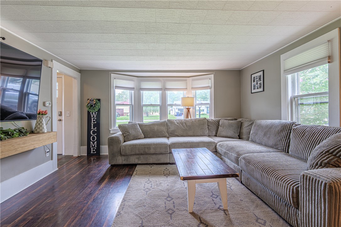540 Helendale Road Irondequoit, NY 14609 - Photo 12 of 40 Gallery Image 12