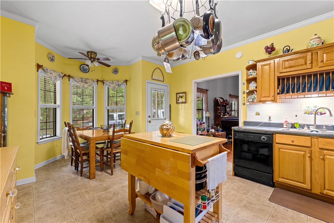 420 Shadow Lane Clinton, AR 72031 - Photo 7 of 35 Gallery Image 7