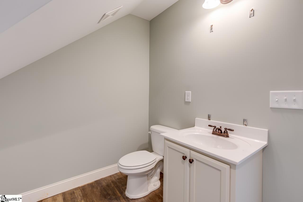 259 Inlet Pointe Drive Anderson, SC 29625 - Photo 33 of 36