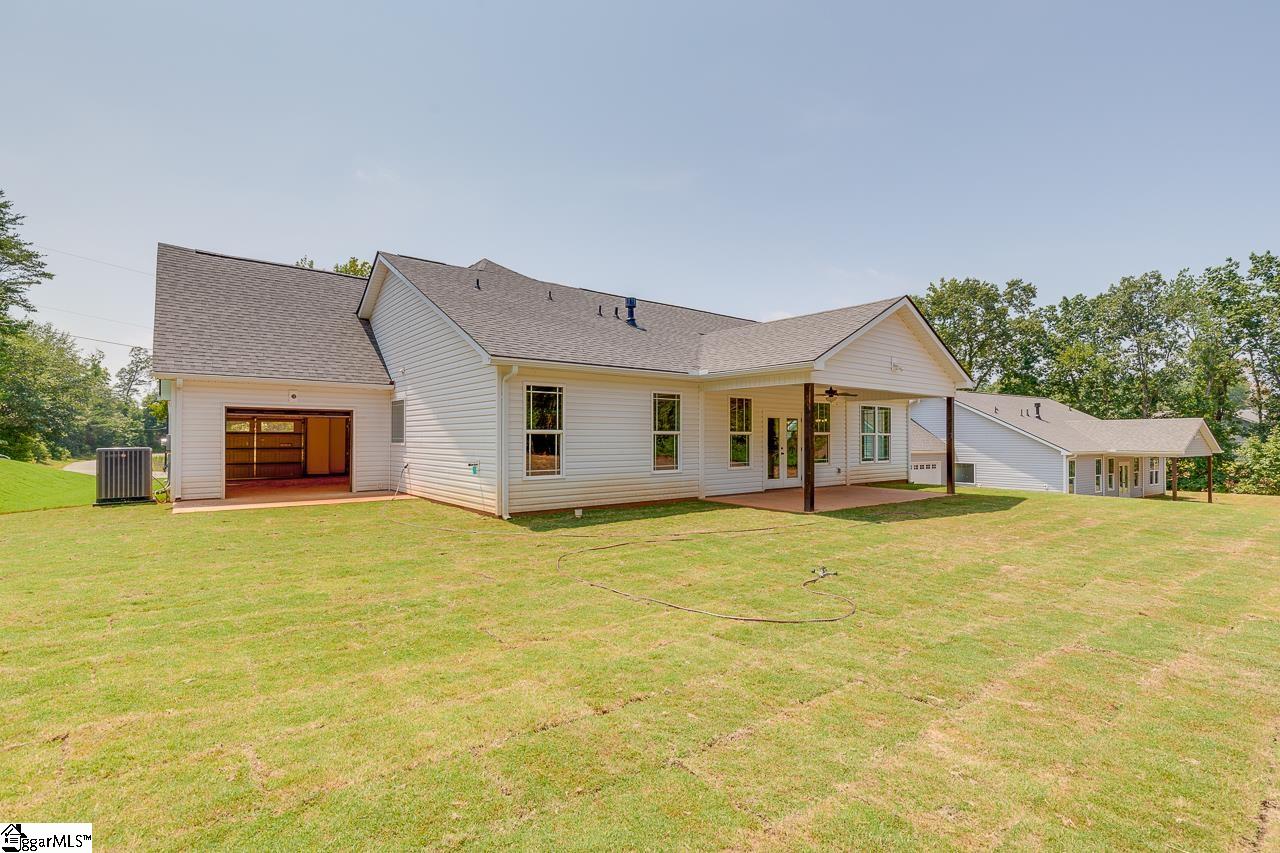 259 Inlet Pointe Drive Anderson, SC 29625 - Photo 34 of 36