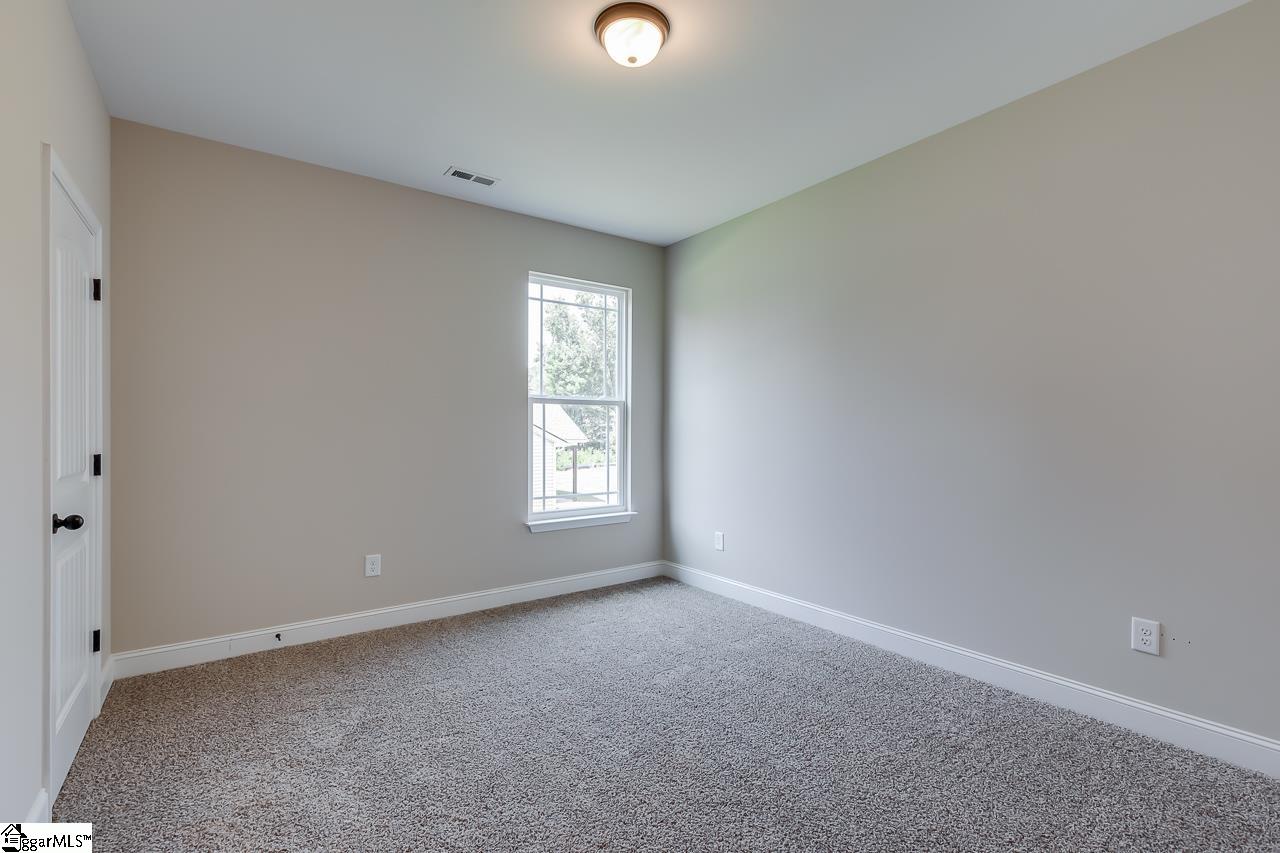 259 Inlet Pointe Drive Anderson, SC 29625 - Photo 7 of 36