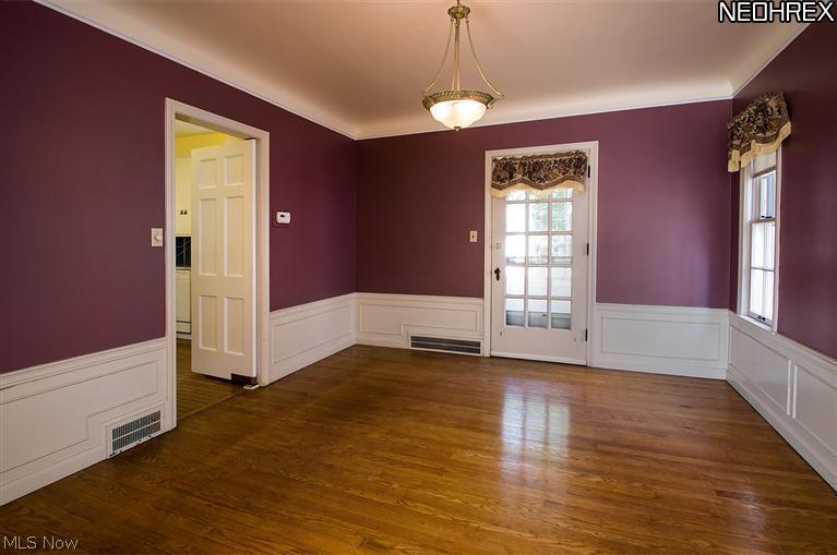 3714 Normandy Road Cleveland, OH 44120 - Photo 6 of 22