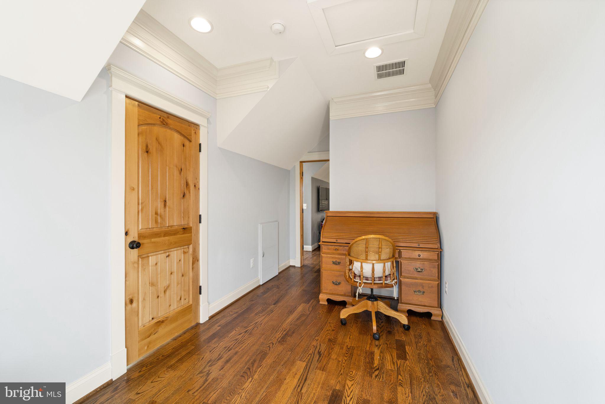 42834 Waxpool Road Ashburn, VA 20148 - Photo 117 of 128 Bedroom #2