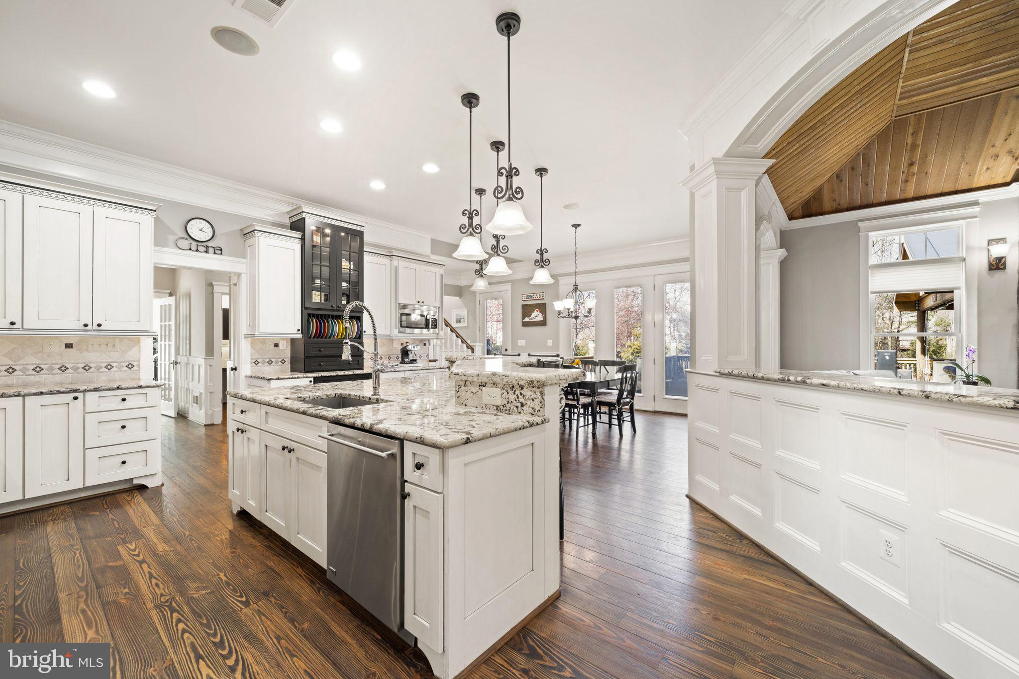 42834 Waxpool Road Ashburn, VA 20148 - Photo 22 of 128 GE Monogram Stainless Silent Dishwasher