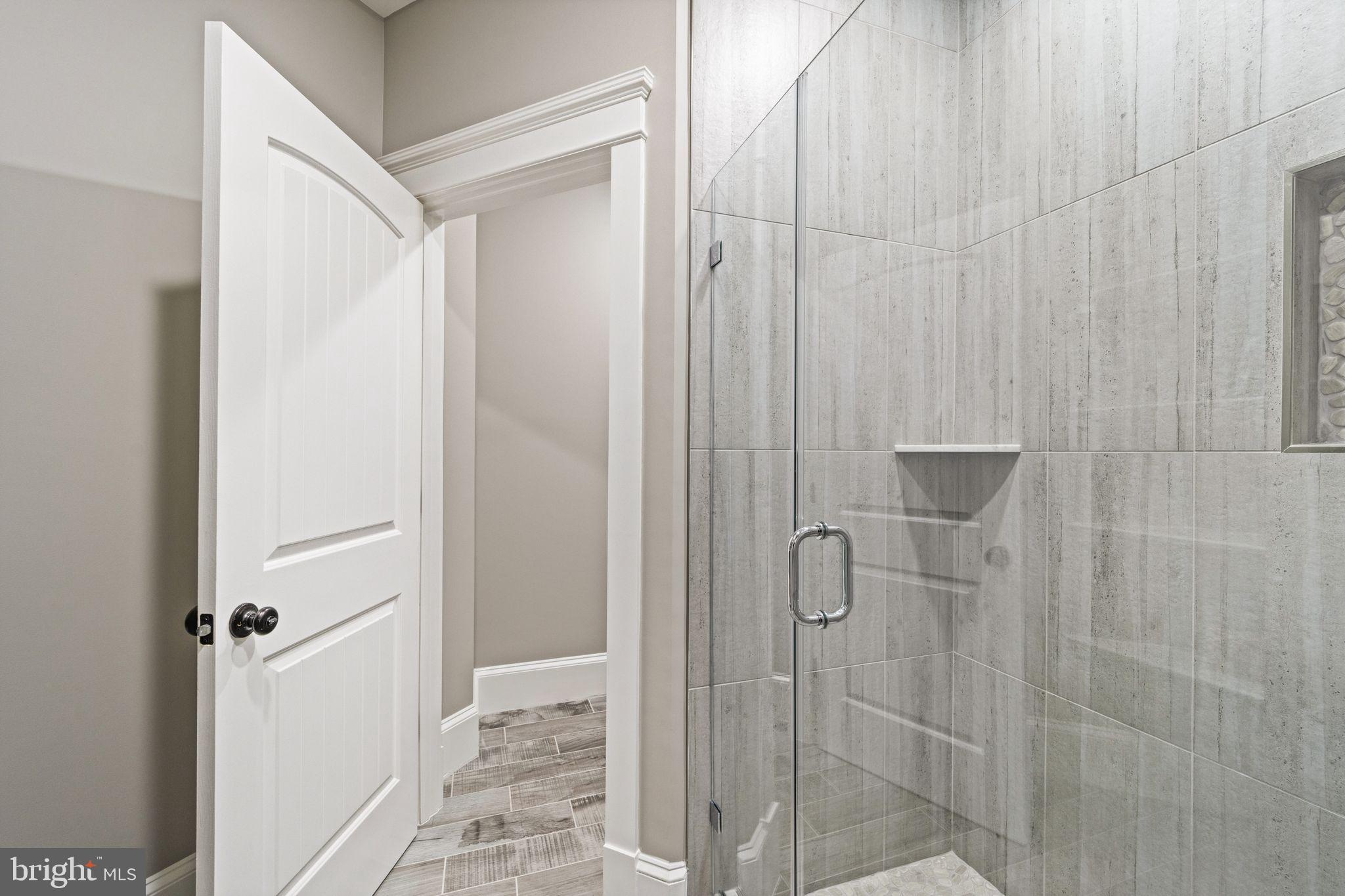 42834 Waxpool Road Ashburn, VA 20148 - Photo 56 of 128 Beautiful shower