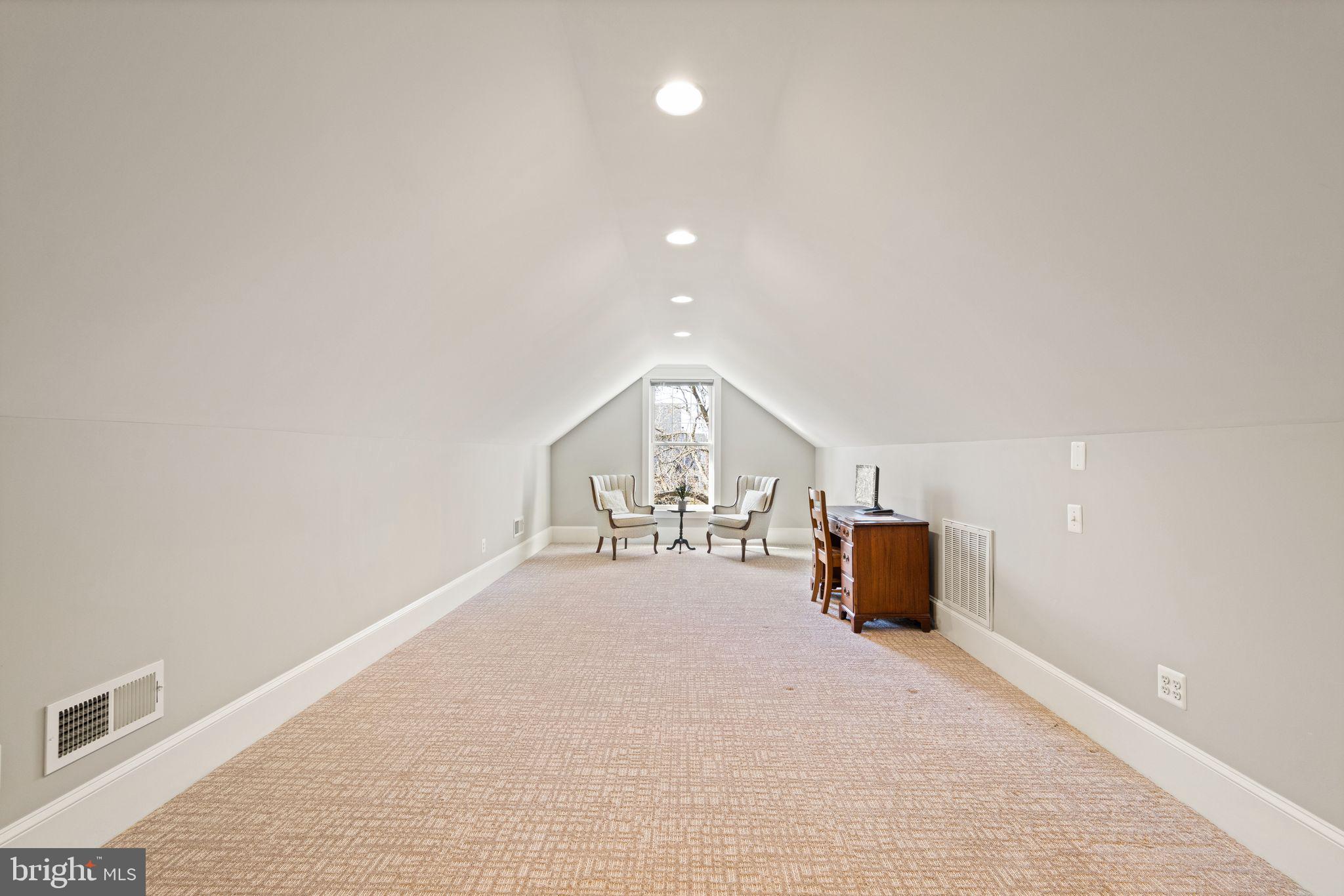 42834 Waxpool Road Ashburn, VA 20148 - Photo 61 of 128 Upper level Bonus room.