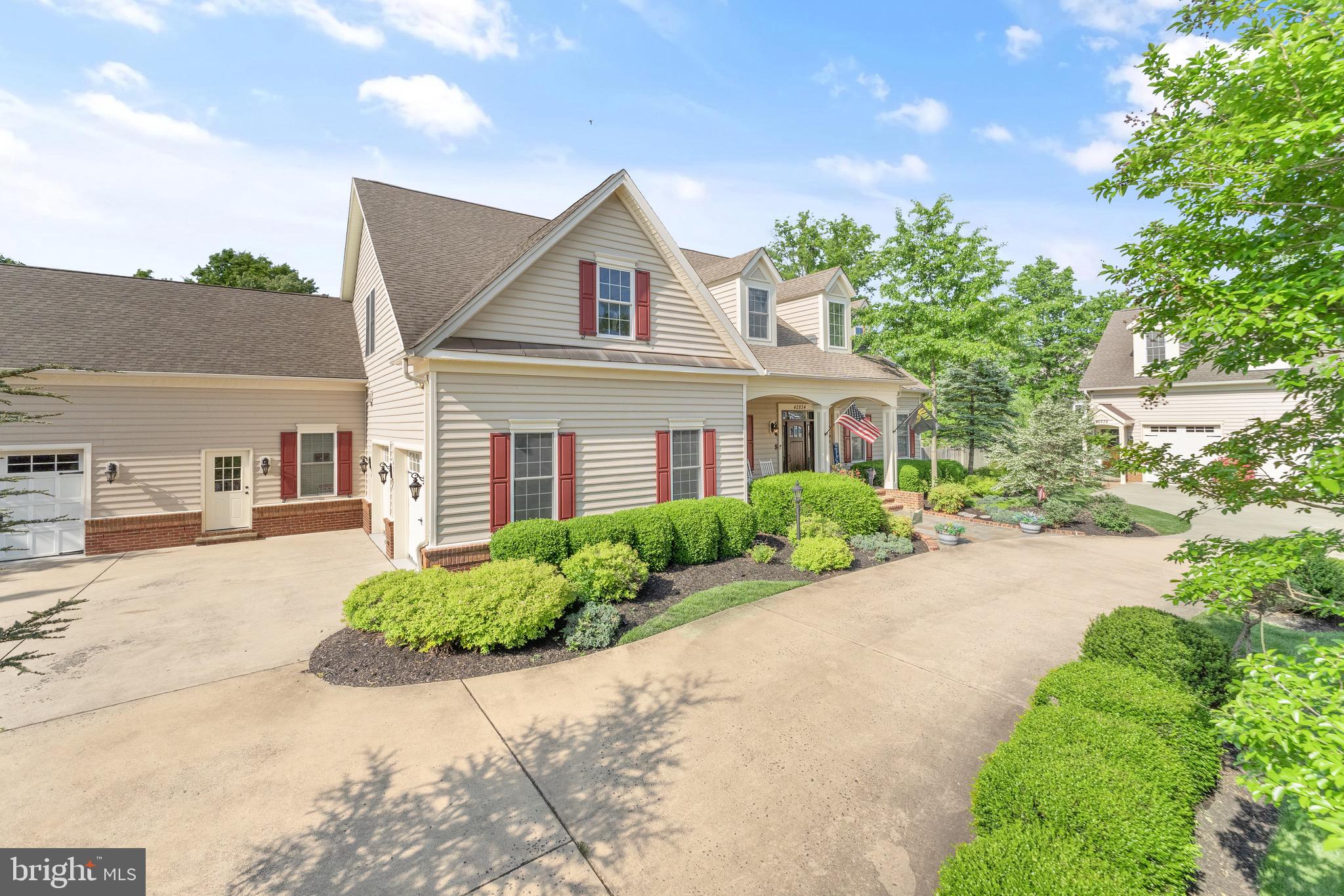 42834 Waxpool Road Ashburn, VA 20148 - Photo 8 of 128 Solid 2x6 wall construction with 1/2"OSB sheathing