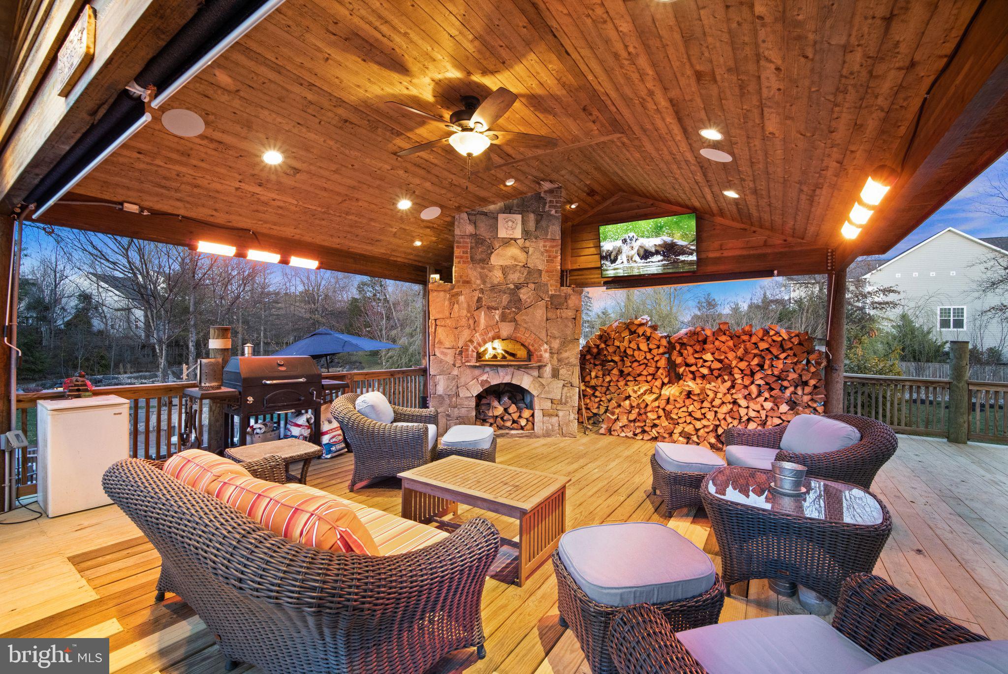 42834 Waxpool Road Ashburn, VA 20148 - Photo 85 of 128 Wood burning pizza oven.