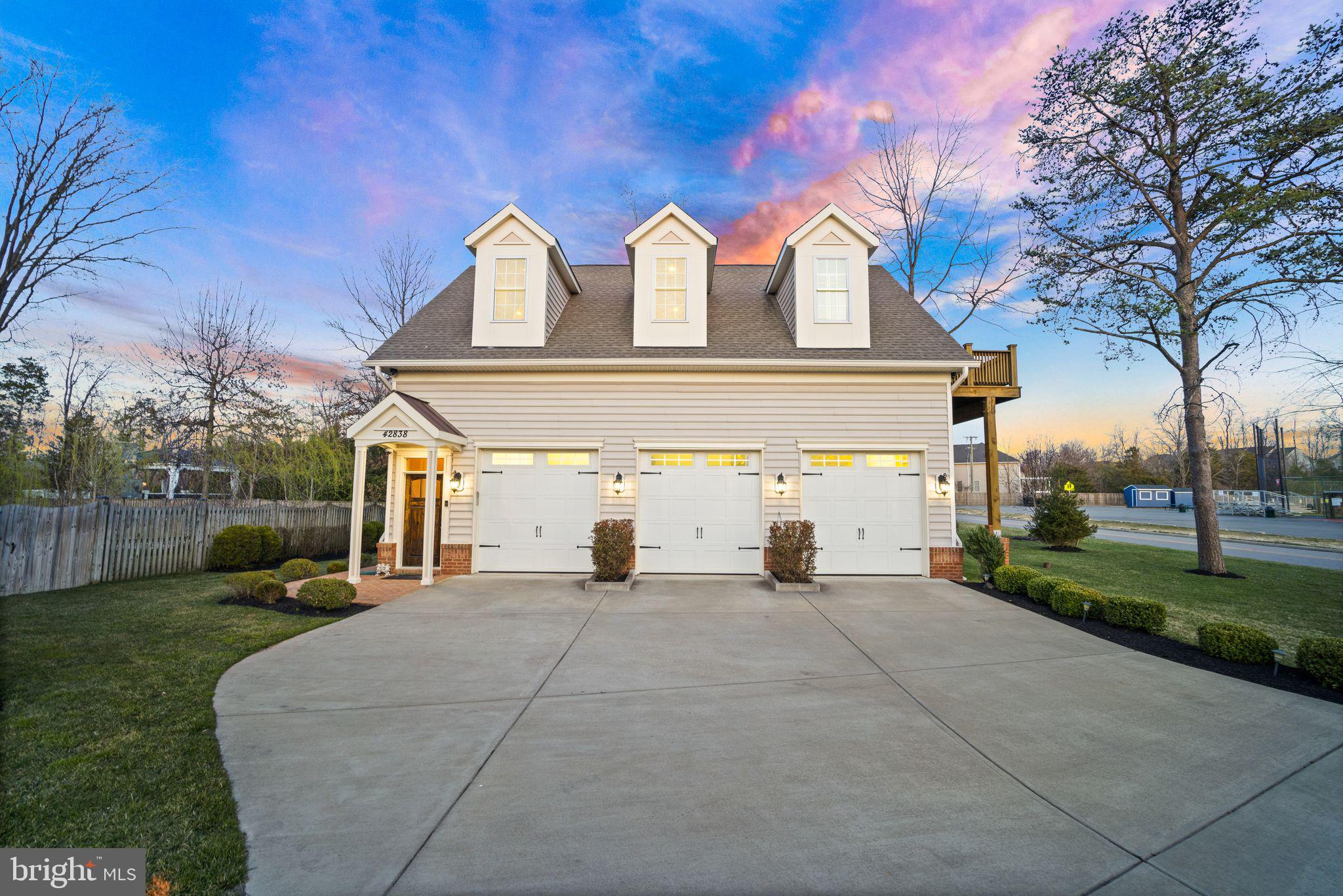 42834 Waxpool Road Ashburn, VA 20148 - Photo 10 of 128 Colpay commercial grade insulated garage doors