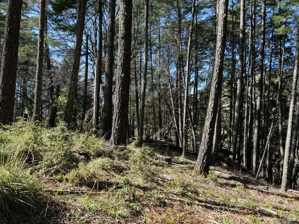 $299,000 | 2150-2250 Baywood Way, Willits, CA 95490