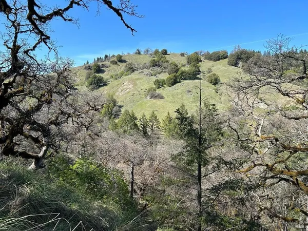 $299,000 | 2150-2250 Baywood Way, Willits, CA 95490